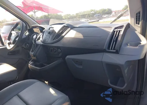 2018 Ford Transit-250 z USA, uszkodzony, nr VIN 1FTYR2XM3JKA83412